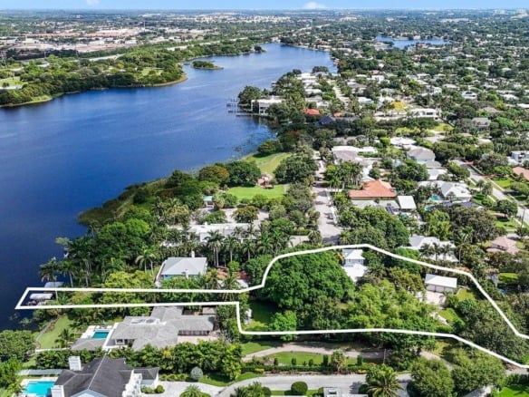 920 Hibiscus Lane, Delray Beach FL 33444 — #R11015088
