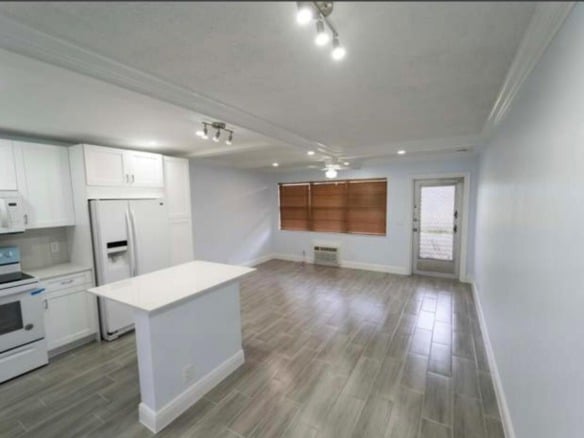 309 Windsor N, West Palm Beach FL 33417 — #R11015632