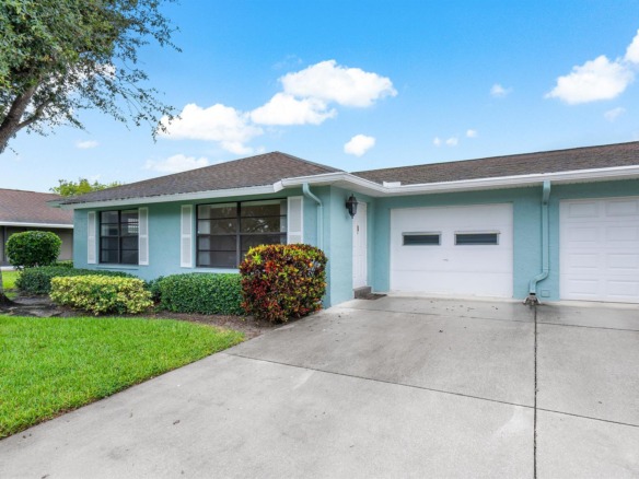 4360 Eucalyptus Tree Court # A, Boynton Beach FL 33436 — #R11027792