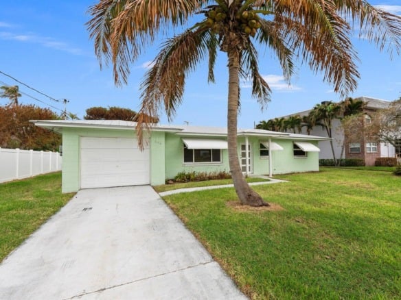 1154 Bayshore Drive, Fort Pierce FL 34949 — #R11033615