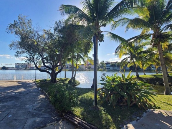 1450 NE 191st St # 404, Miami FL 33179 — #A11849764