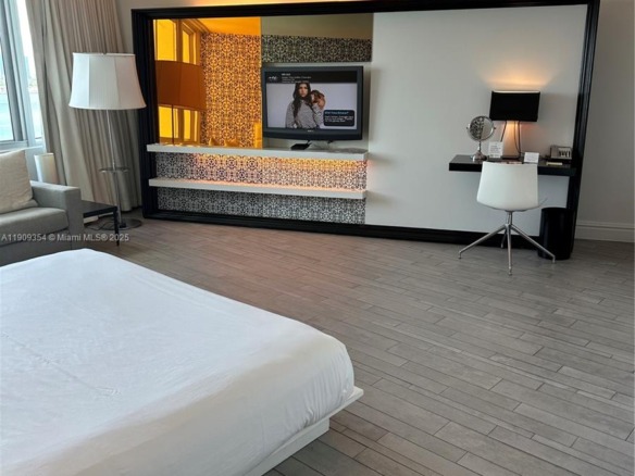1100 West Ave # 1206, Miami Beach FL 33139 — #A11909354