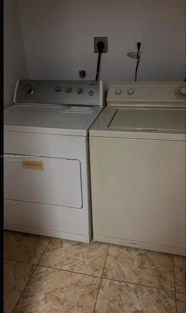 1ad5be0d-905 2952 NW 55th Ave # 2D, Lauderhill FL 33313 — #A11907963