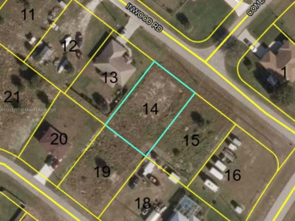 1992 inwood rd, Other City – In The State Of Florida FL 33935 — #A11911767