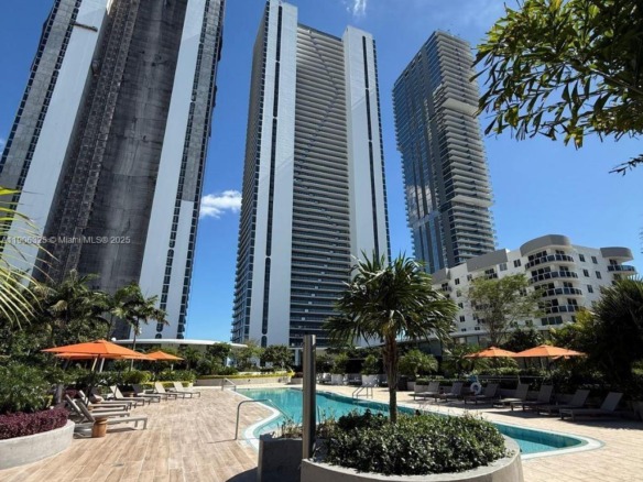 700 NE 24 # 203, Miami FL 33137 — #A11906325