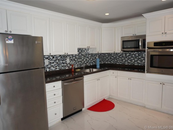 19370 COLLINS AV SEASONAL # 1417, Sunny Isles Beach FL 33160 — #A10136386
