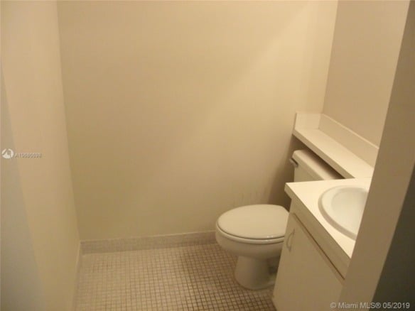4174 Inverrary Dr # 911, Lauderhill FL 33319 — #A10680698