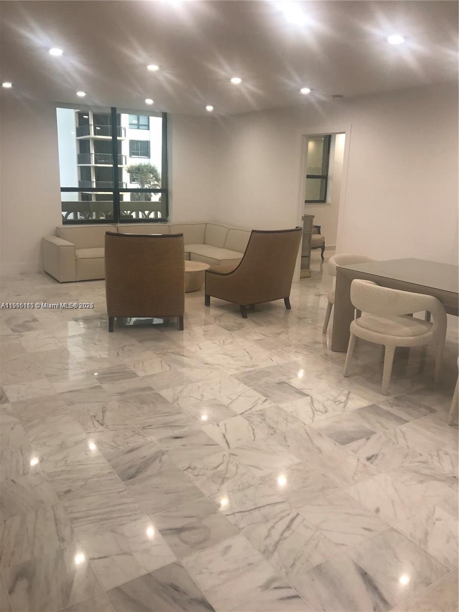 6dd28e9b-1016 10185 Collins Ave # 516, Bal Harbour FL 33154 — #A11915115