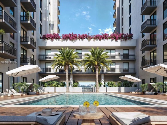 1420 NW 14th Ave # 915, Miami FL 33125 — #A11748046