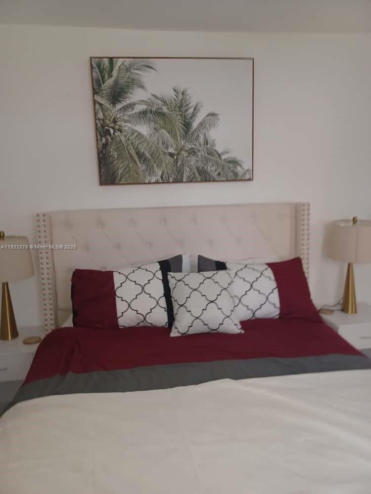 6dd28e9b-1175 322 Nebraska St # 1, Hollywood FL 33019 — #A11921278