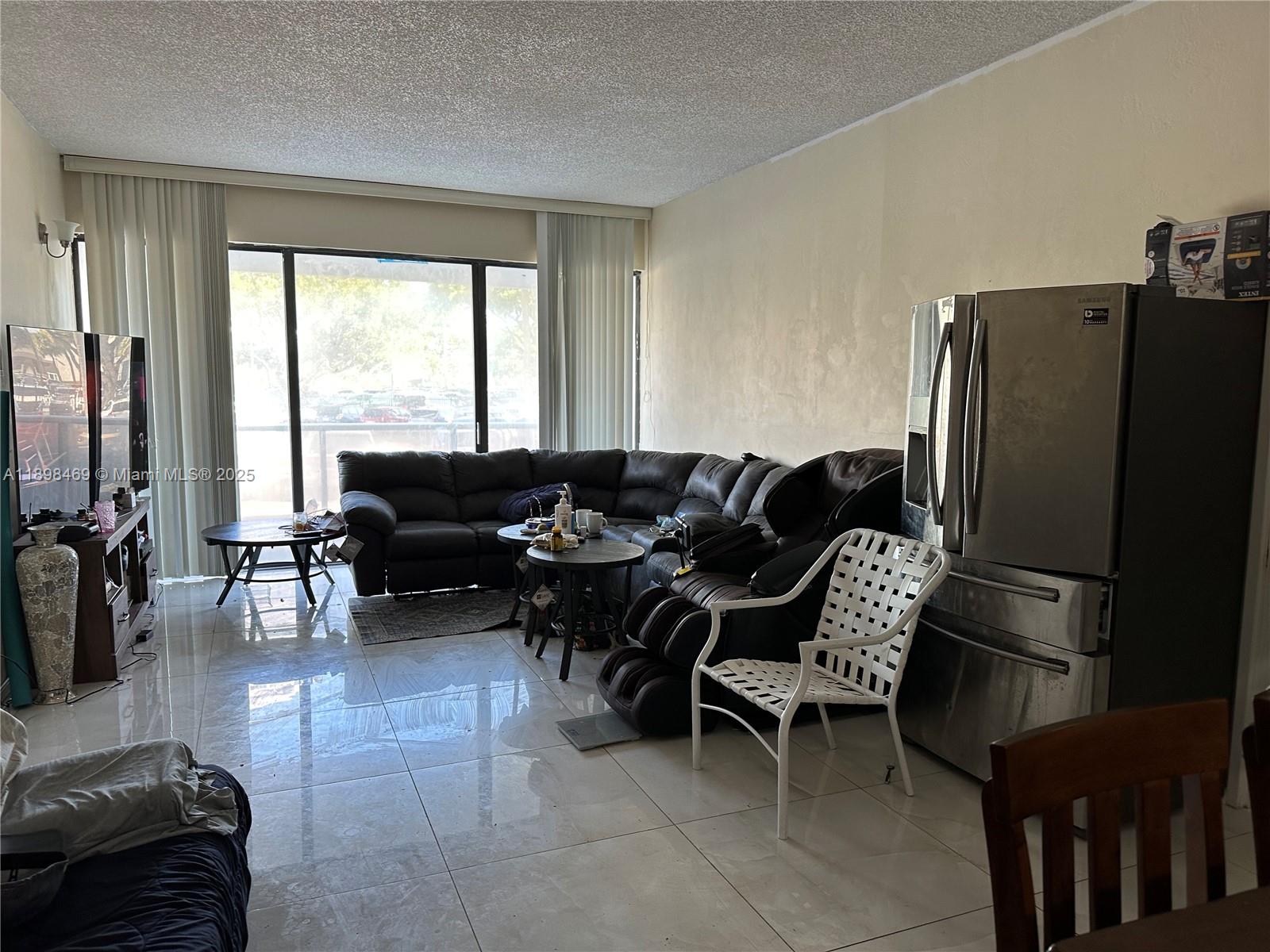 6dd28e9b-1201 3731 N Country Club Dr # 129, Aventura FL 33180 — #A11898469