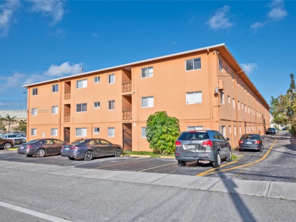 2330 NW 11th St # 46, Miami FL 33125 — #A11899272