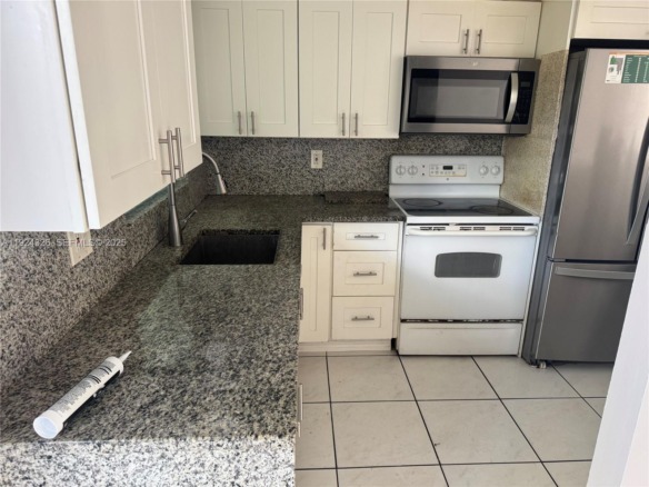 2029 NW 59th Ave # 1, Lauderhill FL 33313 — #A11924326