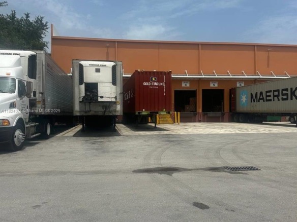 9667 NW 33rd St, Doral FL 33172 — #A11824074