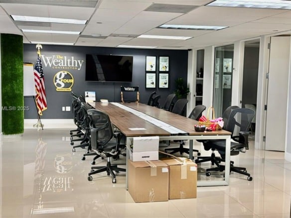 2100 Ponce De Leon Blvd # 1090, Coral Gables FL 33134 — #A11890455