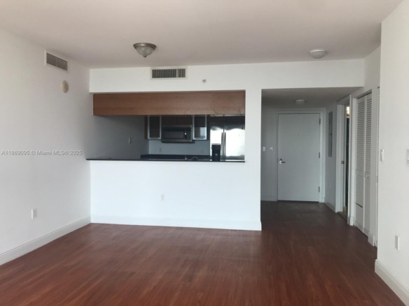 1800 N Bayshore Dr # 3910, Miami FL 33132 — #A11869095