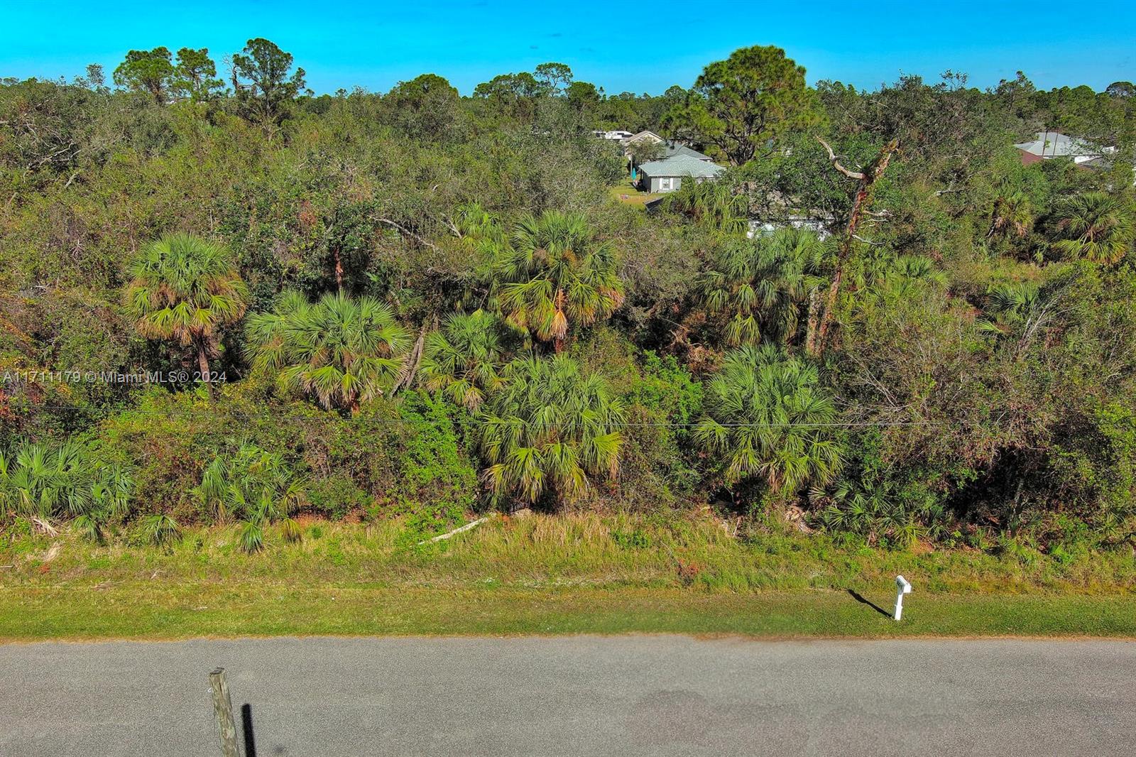 #1 Sargon Ave, North Port FL 34287 — #A11711179