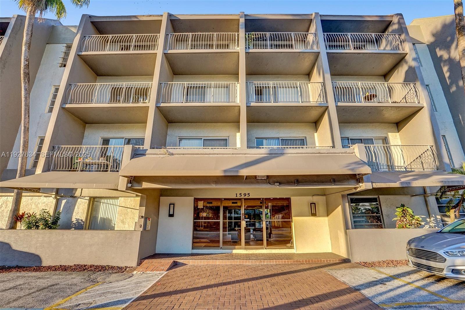 6dd28e9b-1412 1595 NE 135th St # 334, North Miami FL 33161 — #A11927634