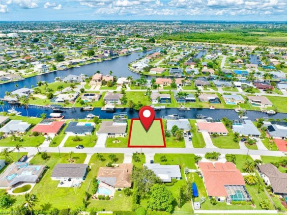 2227 SE 27th Ter, Cape Coral FL 33904 — #A11759274