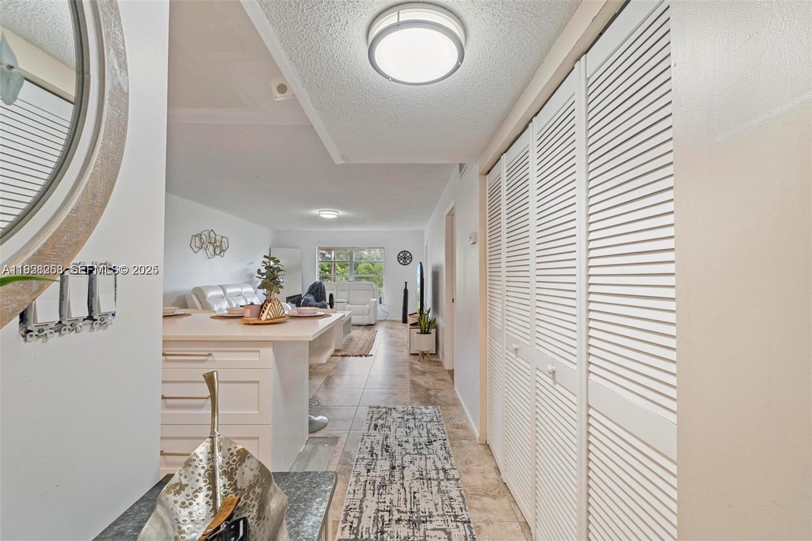 6dd28e9b-1482 8161 SW 24th Ct # 404, Davie FL 33324 — #A11928268
