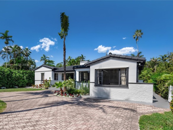 118 E 3rd Ct, Miami Beach FL 33139 — #A11911530