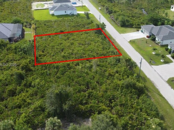 13581 Jeronimo Ln, Port Charlotte FL 33981 — #A11929151