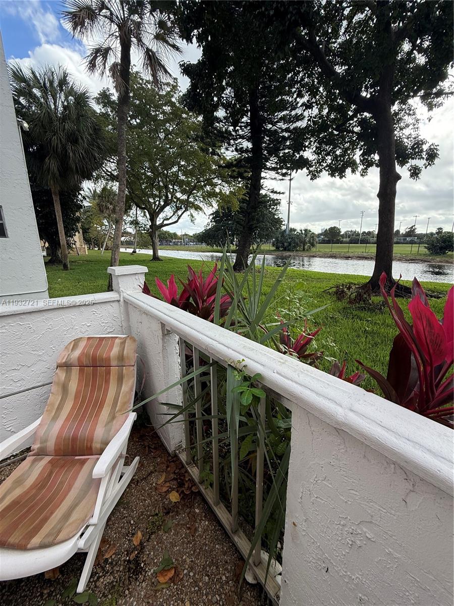 6dd28e9b-1631 4270 NW 40th St # 109, Lauderdale Lakes FL 33319 — #A11932721