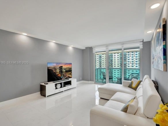 19380 Collins Ave # 1104, Sunny Isles Beach FL 33160 — #A11931085