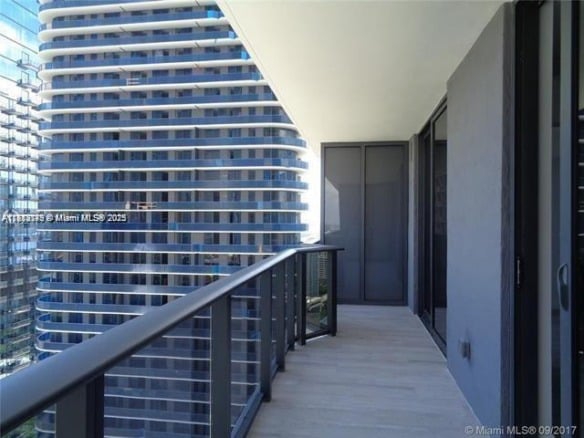 45 SW 9th St # 2709, Miami FL 33130 — #A11813149