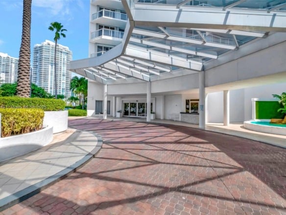 16425 Collins Ave # 311, Sunny Isles Beach FL 33160 — #A11821749