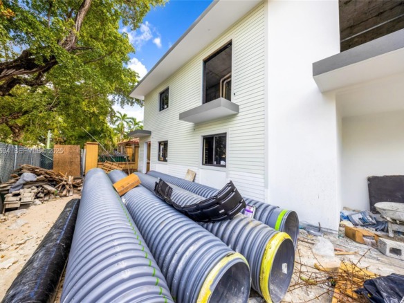 1254 SW 2nd St, Miami FL 33135 — #A11876594