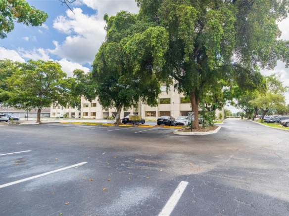 7501 W Oakland Park Blvd, Lauderhill FL 33319 — #A11935406