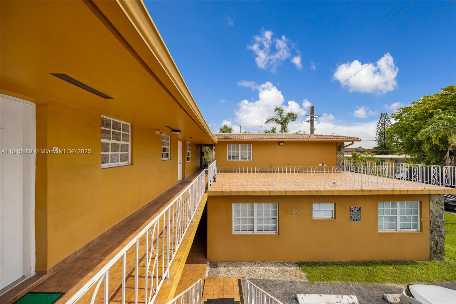 6dd28e9b-182 4340 NW 11th St, Miami FL 33126 — #A11815189