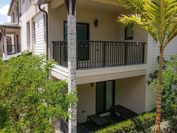 4269 NW 83rd Path, Doral FL 33166 — #A11825445