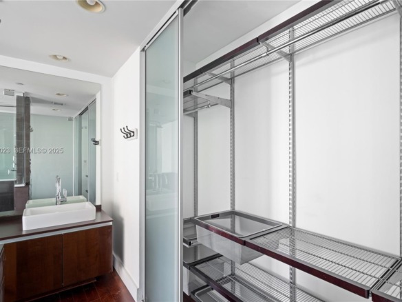 1040 Biscayne Blvd # 4108, Miami FL 33132 — #A11937023