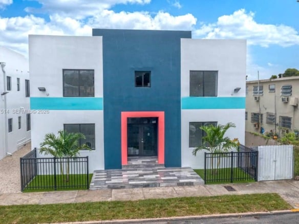 858 NW 3rd St, Miami FL 33128 — #A11937514