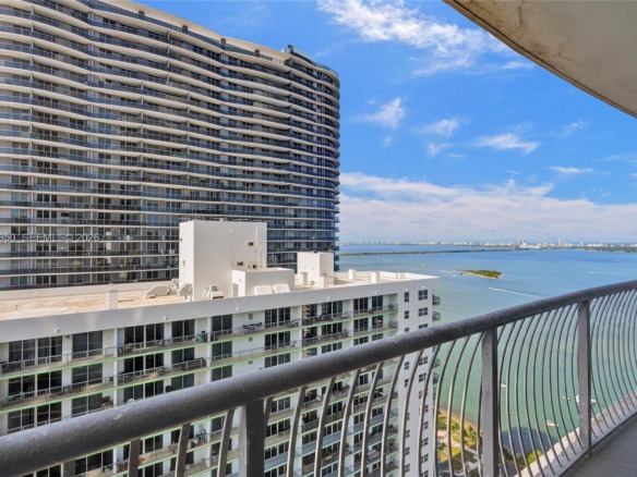 1750 N Bayshore Dr # 4007, Miami FL 33132 — #A11800850