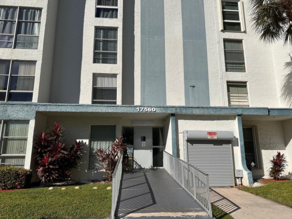 17560 Atlantic Blvd # 109, Sunny Isles Beach FL 33160 — #A11936410