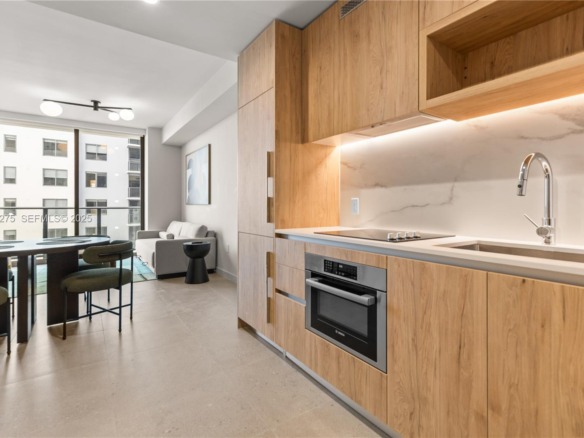 11 NE 6th St # 3213, Miami FL 33132 — #A11927275