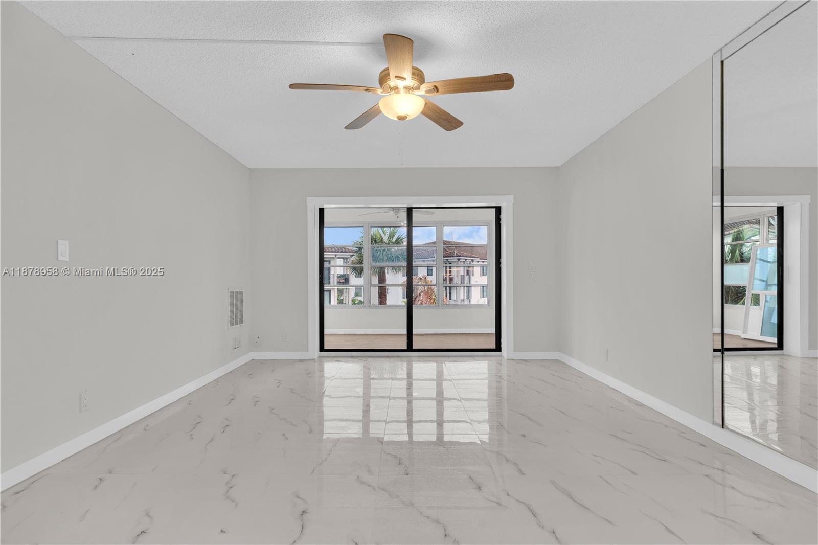 6dd28e9b-1948 9355 SW 8th St # 425, Boca Raton FL 33428 — #A11878958