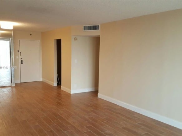 Listing #A11843048