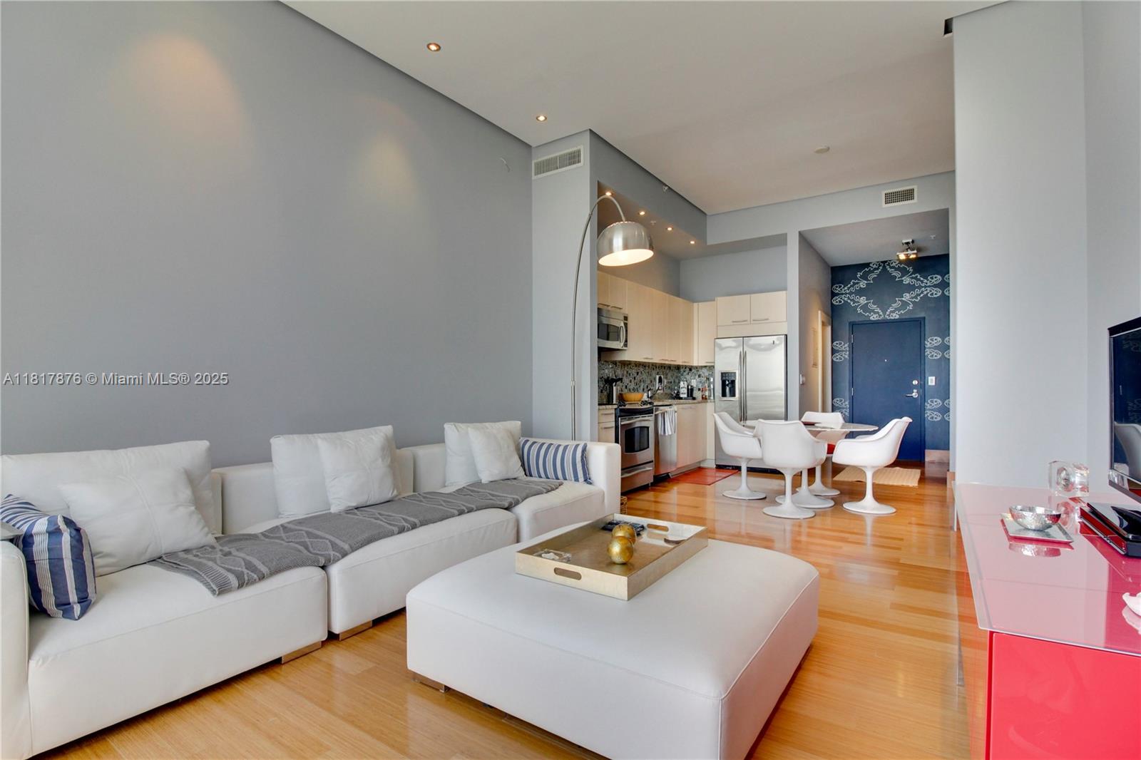 6dd28e9b-1968 2001 Meridian Ave # 21, Miami Beach FL 33139 — #A11817876