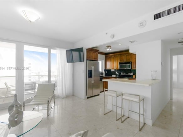100 Lincoln Rd, Miami Beach FL 33139 — #A11857694