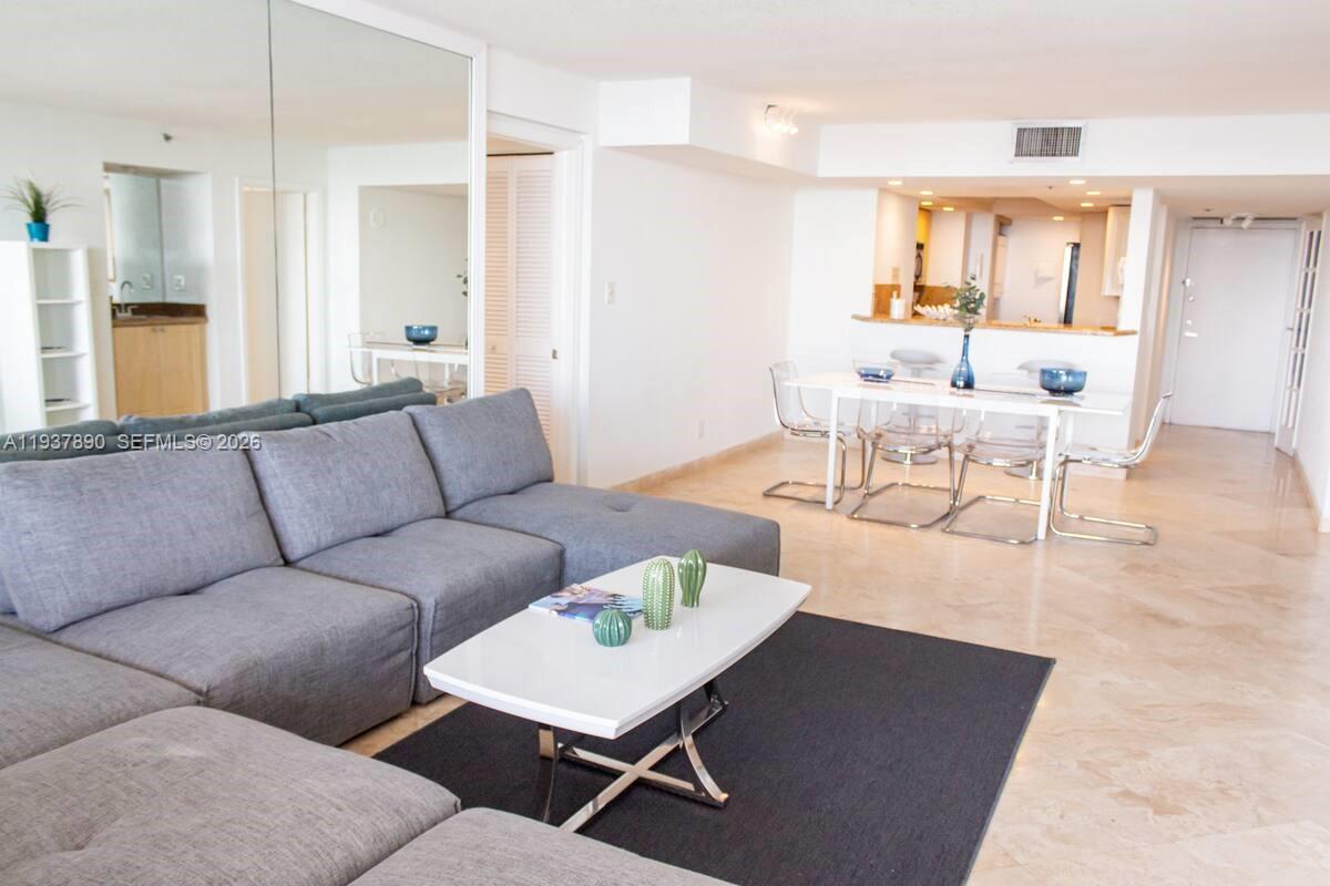1717 N Bayshore Dr # 4141, Miami FL 33132 — #A11937890