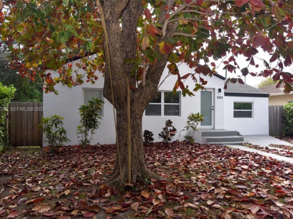 1084 NW 66th St, Miami FL 33150 — #A11939078