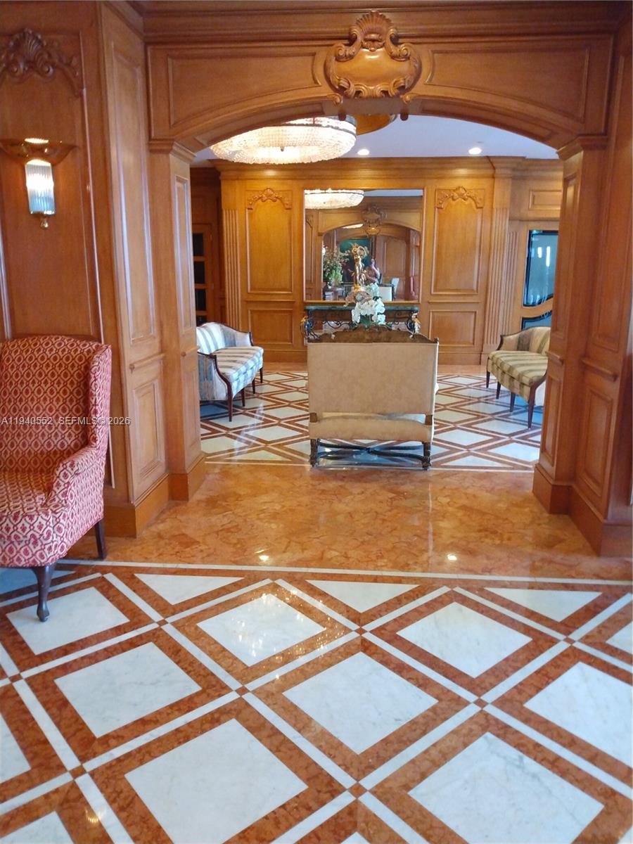 700 Biltmore Way # 216, Coral Gables FL 33134 — #A11940552
