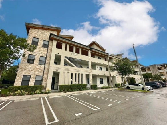 8031 NW 104th Ave # 21, Doral FL 33178 — #A11832470