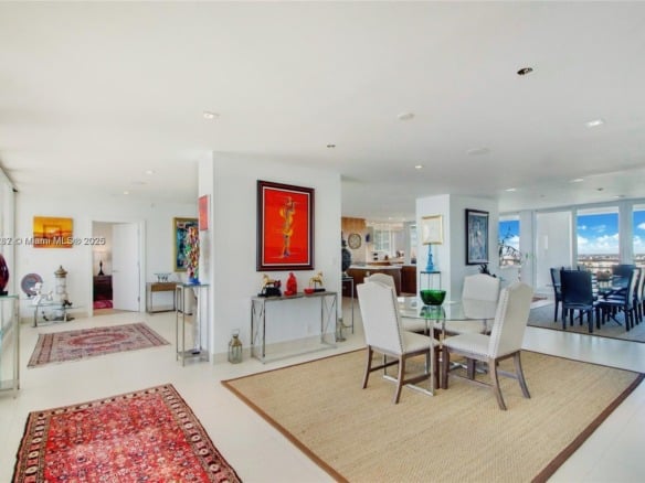 1541 Brickell Ave # 3902, Miami FL 33129 — #A11922287
