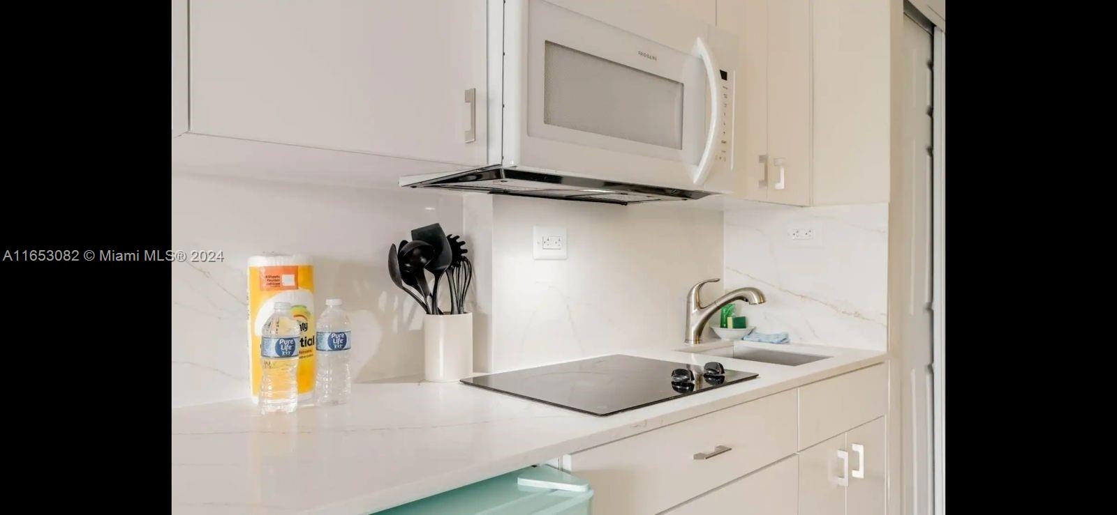 6dd28e9b-231 19201 Collins avenue # 332, Sunny Isles Beach FL 33160 — #A11653082