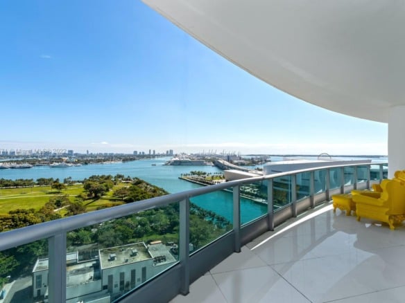 900 Biscayne Blvd # 2006, Miami FL 33132 — #A11169571